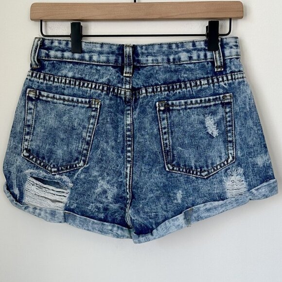 Women's Distressed Denim Rolled Cuff Jean Shorts - Size: - Picture 4 of 4